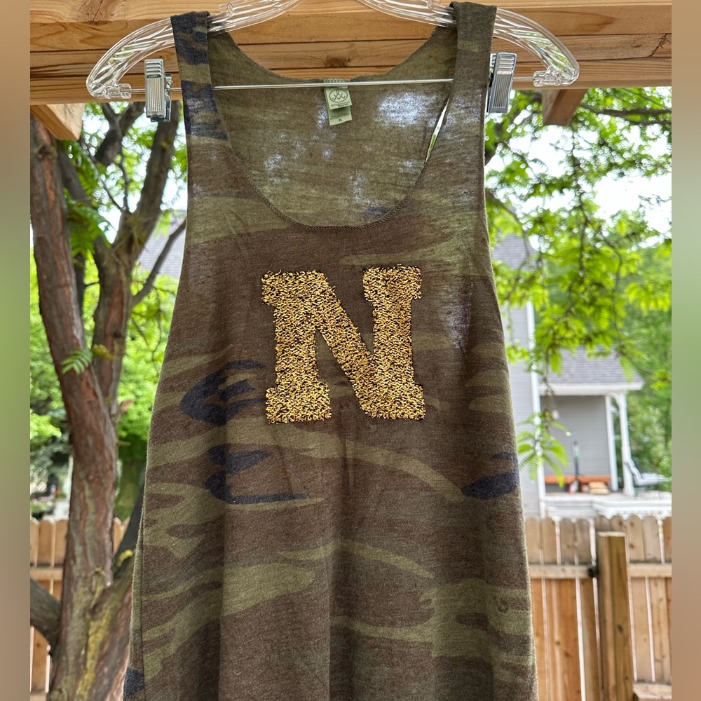 NWOT Nebraska Cornhuskers Huskers Camo Bedazzled Glitter Embellished Tank medium - Picture 12 of 16